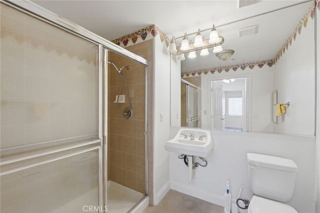 17888 Alburtis Avenue B117, Artesia, CA 90701