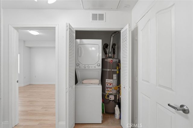 17888 Alburtis Avenue B117, Artesia, CA 90701