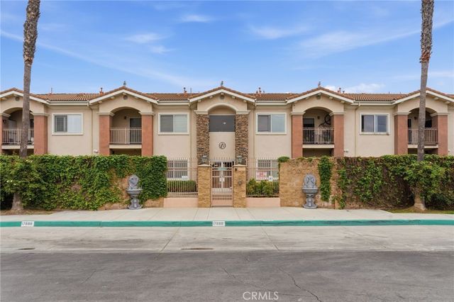 17888 Alburtis Avenue B117, Artesia, CA 90701