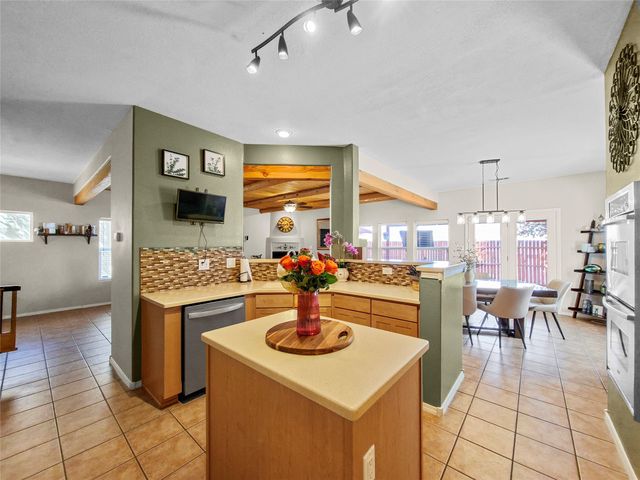 3280 Primo Colores, Santa Fe, NM 87507