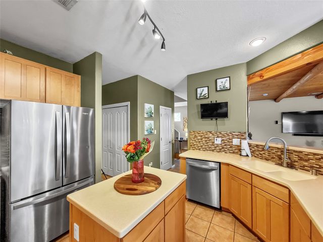 3280 Primo Colores, Santa Fe, NM 87507