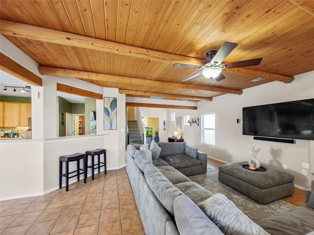 3280 Primo Colores, Santa Fe, NM 87507