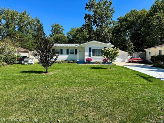 2391 Cheryl Ann Drive, Burton, MI 48519