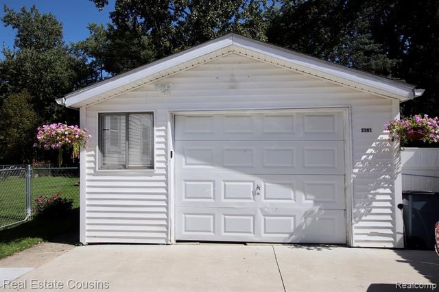 2391 Cheryl Ann Drive, Burton, MI 48519