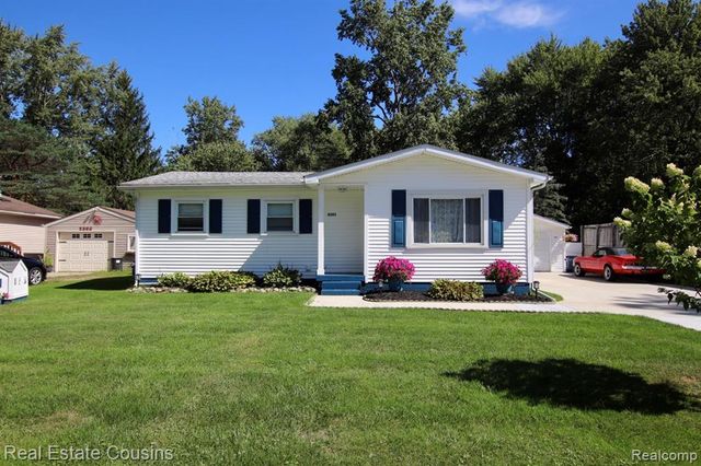 2391 Cheryl Ann Drive, Burton, MI 48519