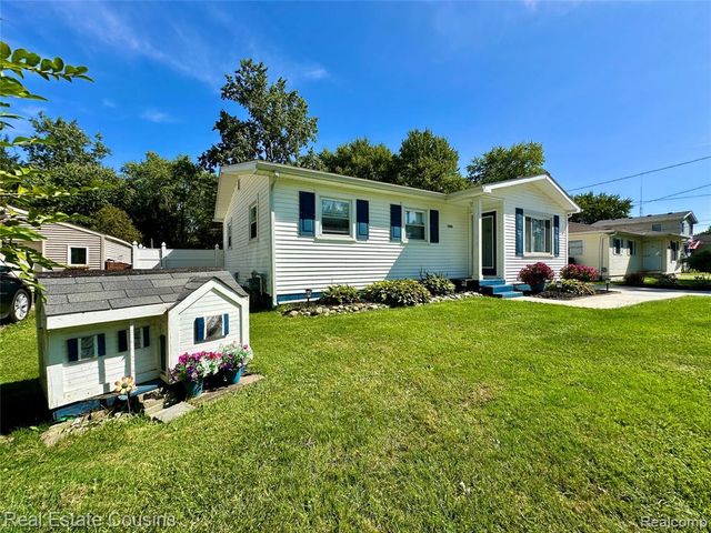 2391 Cheryl Ann Drive, Burton, MI 48519
