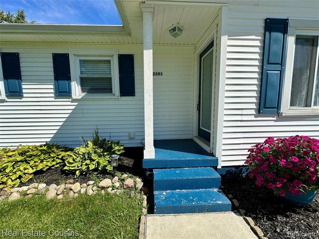 2391 Cheryl Ann Drive, Burton, MI 48519