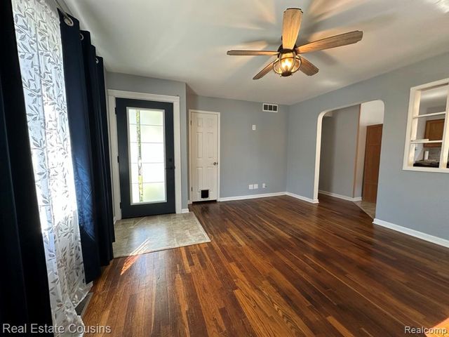 2391 Cheryl Ann Drive, Burton, MI 48519