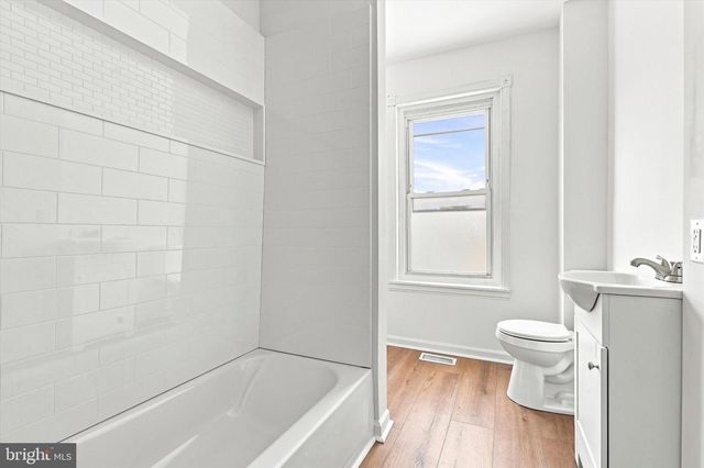 644 E MOORE ST, Norristown, PA 19401