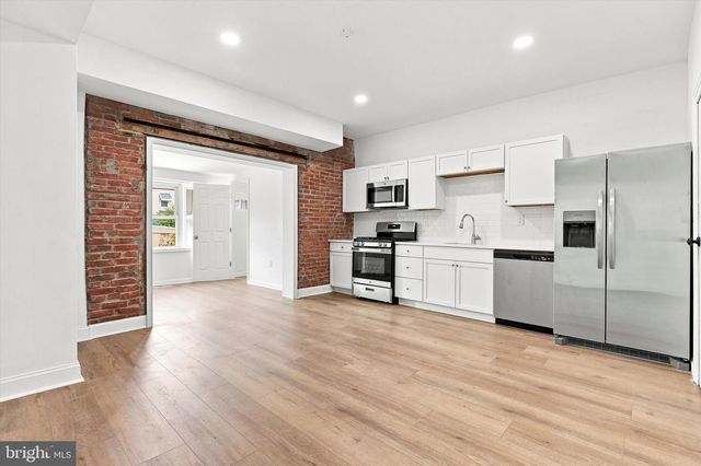 644 E MOORE ST, Norristown, PA 19401