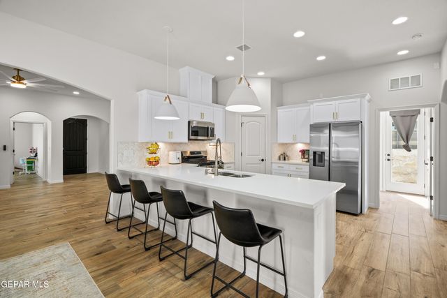 2325 TONY HARPER Street, El Paso, TX 79938