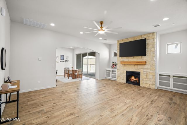 2325 TONY HARPER Street, El Paso, TX 79938