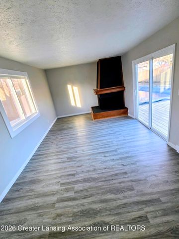 3721 Kendalwood Drive, Lansing, MI 48911