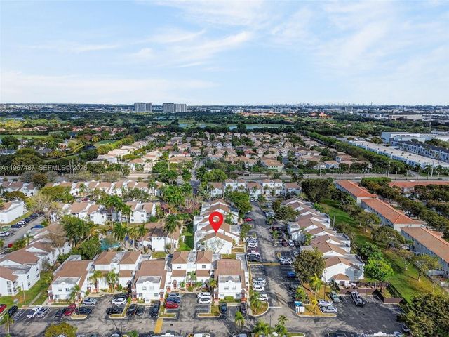 9777 NW 46th Ter 111, Doral, FL 33178