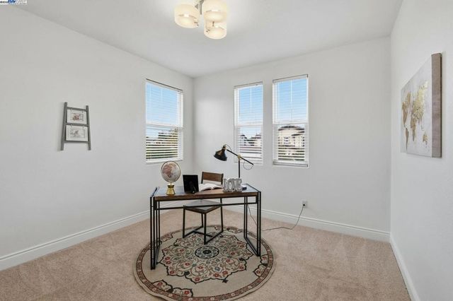 574 Mandevilla Dr, Brentwood, CA 94513