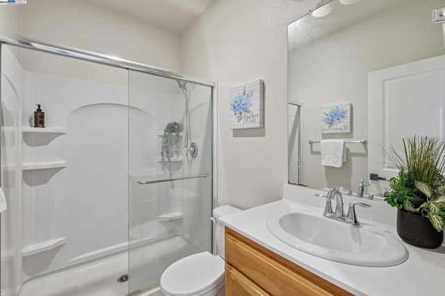 574 Mandevilla Dr, Brentwood, CA 94513