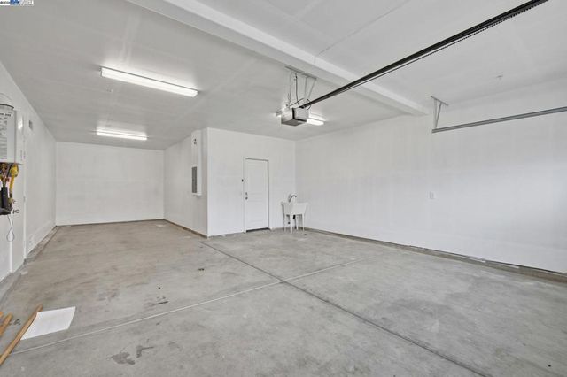 574 Mandevilla Dr, Brentwood, CA 94513