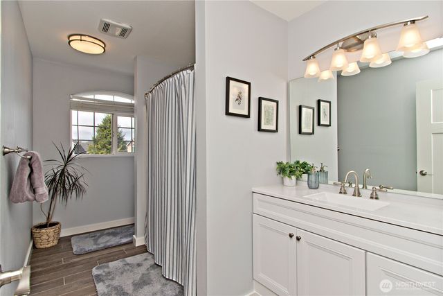 709 Victor Street, Enumclaw, WA 98022