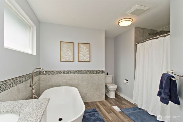 709 Victor Street, Enumclaw, WA 98022