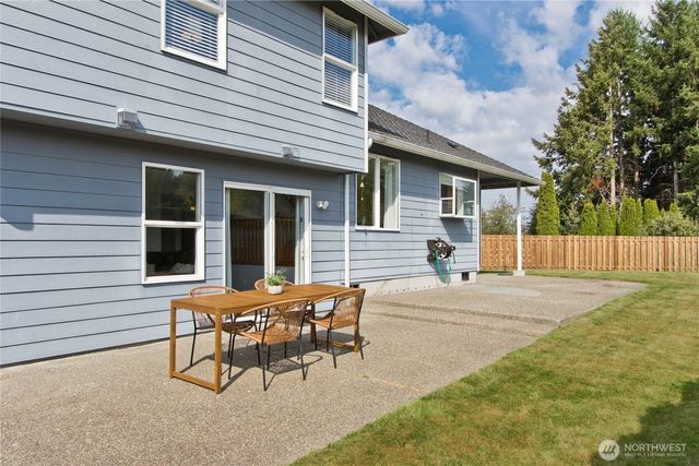 709 Victor Street, Enumclaw, WA 98022