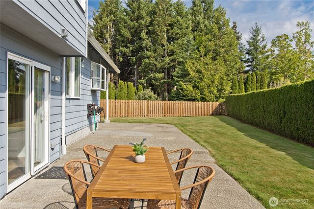 709 Victor Street, Enumclaw, WA 98022