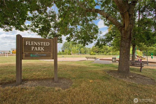 709 Victor Street, Enumclaw, WA 98022