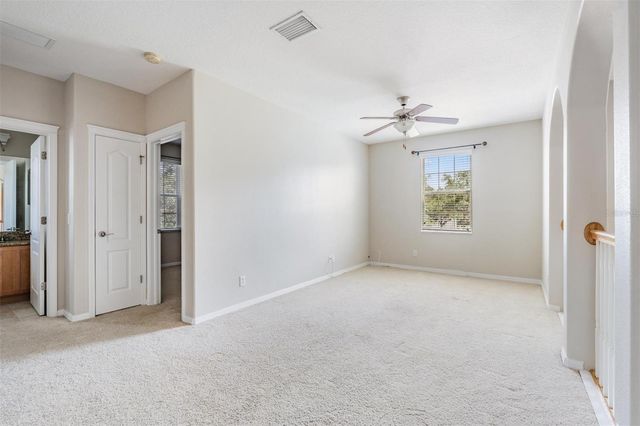 6008 FISHHAWK CROSSING BOULEVARD 6008, Lithia, FL 33547