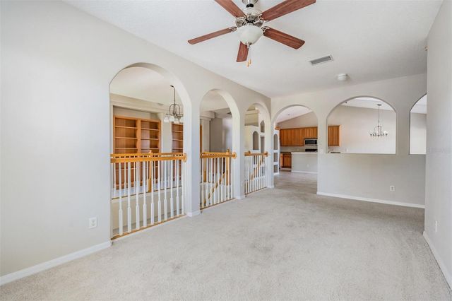 6008 FISHHAWK CROSSING BOULEVARD 6008, Lithia, FL 33547