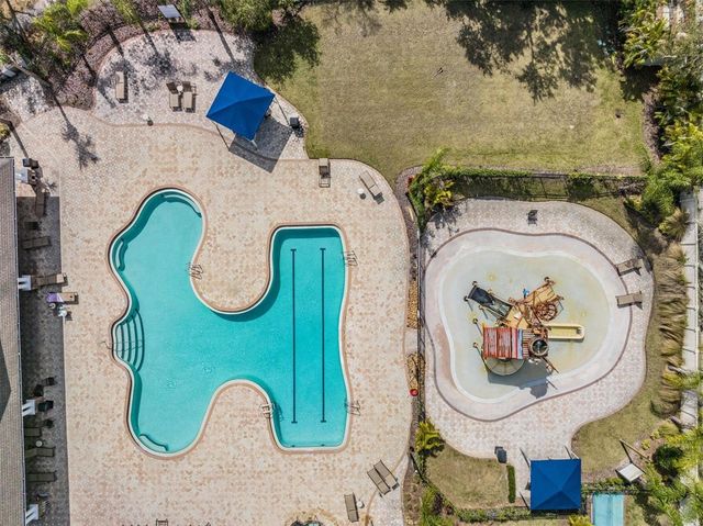 6008 FISHHAWK CROSSING BOULEVARD 6008, Lithia, FL 33547