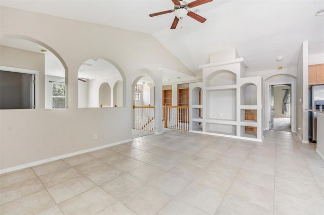 6008 FISHHAWK CROSSING BOULEVARD 6008, Lithia, FL 33547