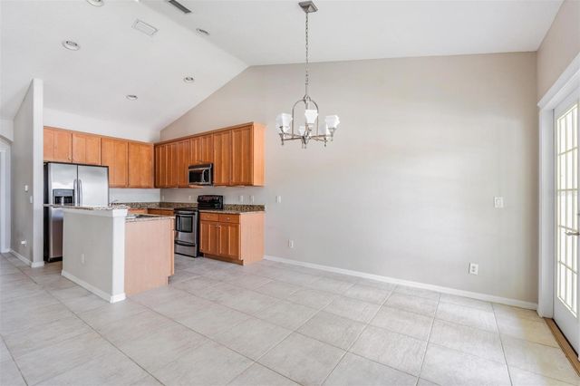 6008 FISHHAWK CROSSING BOULEVARD 6008, Lithia, FL 33547