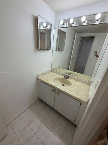 200 S Waterway Drive S 107, Lantana, FL 33462