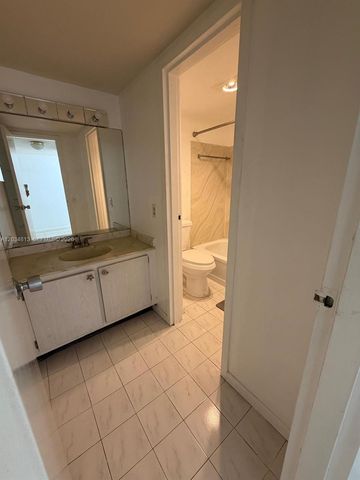 200 S Waterway Drive S 107, Lantana, FL 33462