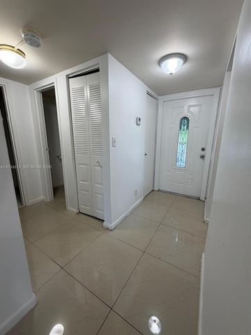 200 S Waterway Drive S 107, Lantana, FL 33462