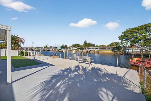 12734 2ND ISLE, Hudson, FL 34667