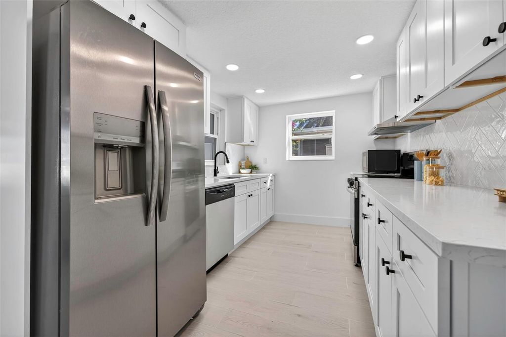 Image 15 of property listing at 12734 2ND ISLE, Hudson, FL 34667