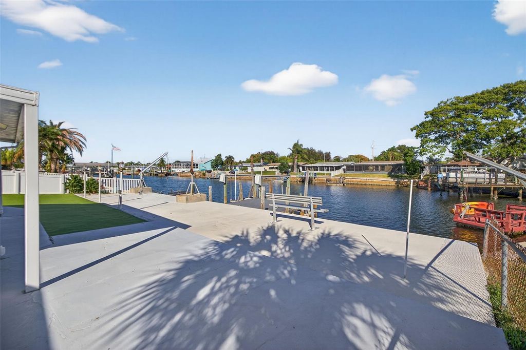 Image 4 of property listing at 12734 2ND ISLE, Hudson, FL 34667