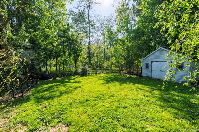 299 Baxtertown Road, Fishkill, NY 12524