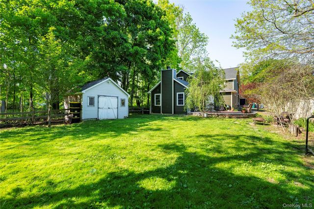 299 Baxtertown Road, Fishkill, NY 12524