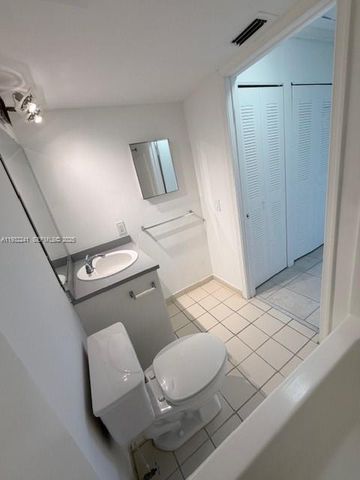 3650 N 56th Ave 516, Hollywood, FL 33021