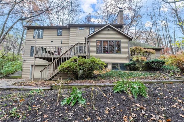 51981 Farmington Square Road, Granger, IN 46530