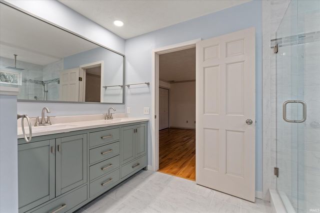 51981 Farmington Square Road, Granger, IN 46530