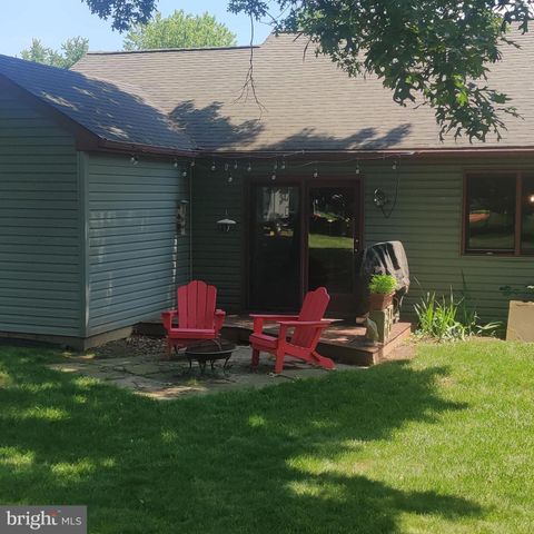 225 BENTWOOD DR, Delran, NJ 08075