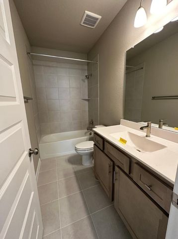 2525 Four Roses Drive, Lewisville, TX 75056