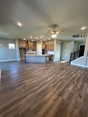 2525 Four Roses Drive, Lewisville, TX 75056