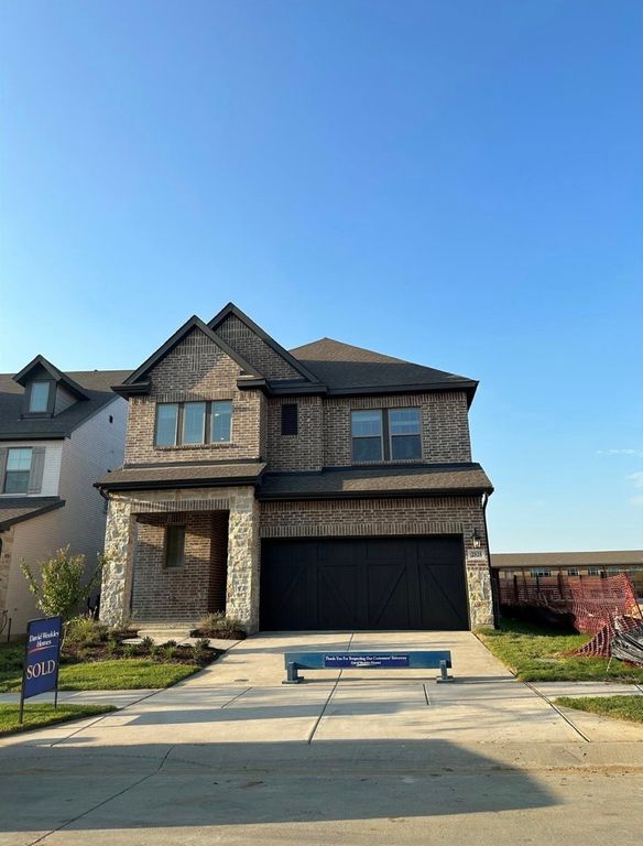 2525 Four Roses Drive, Lewisville, TX 75056