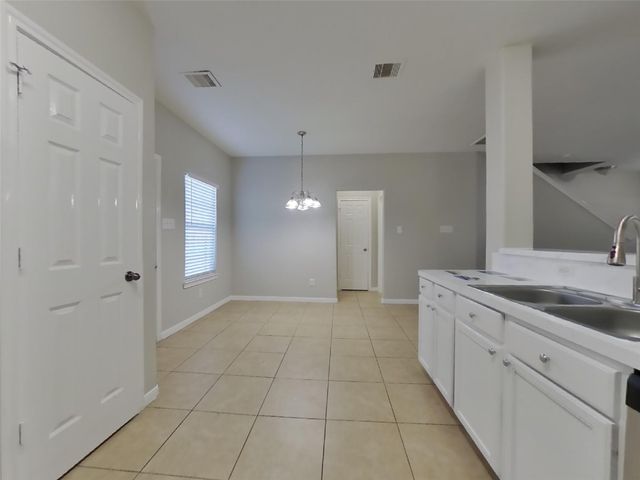 11335 Carla Street, Houston, TX 77076