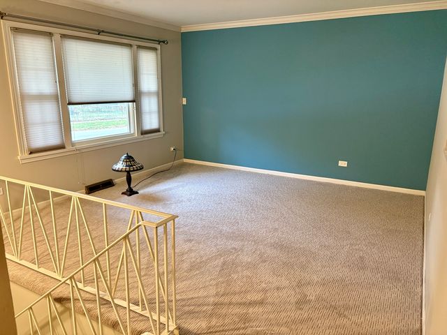 29 Arapaho Drive, Thornton, IL 60476