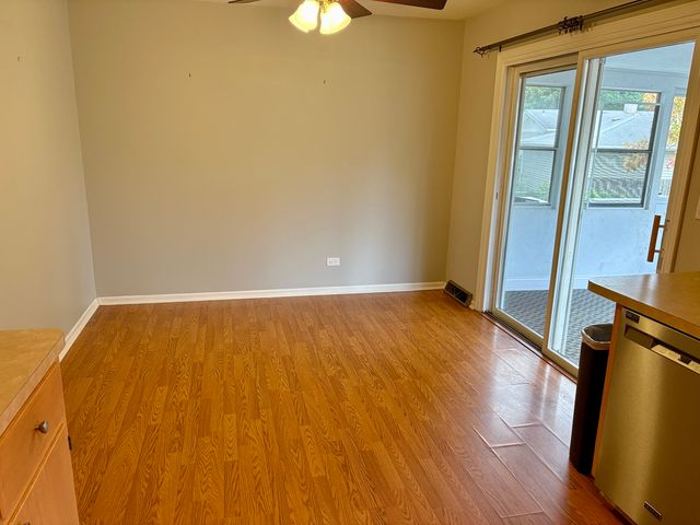 29 Arapaho Drive, Thornton, IL 60476