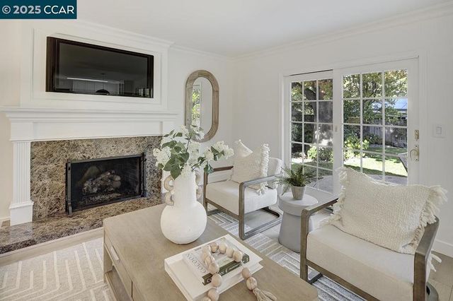 2252 Belford Dr, Walnut Creek, CA 94598